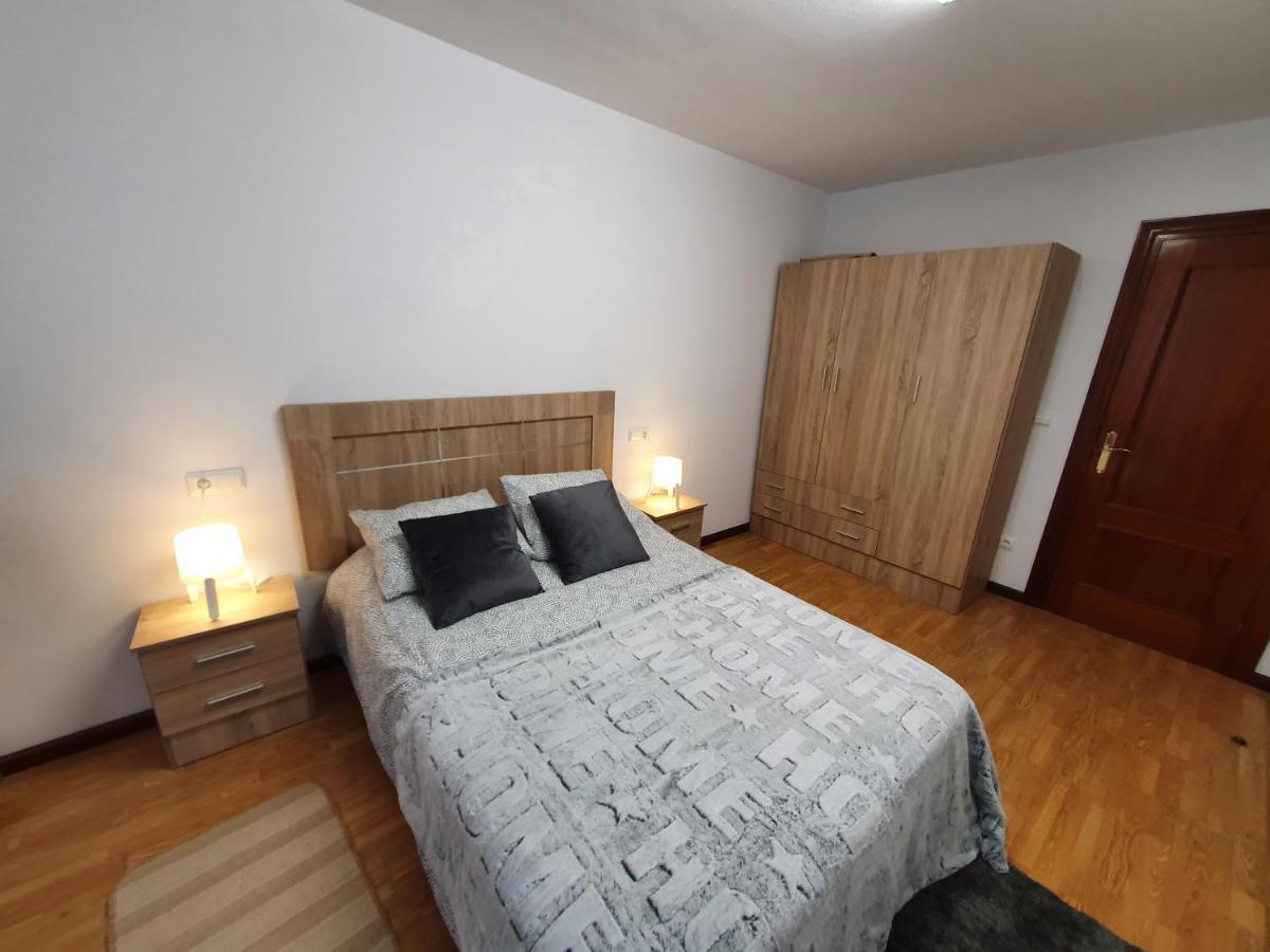 La Estancia De Cangas - Amplio Piso Con Garaje Onís Exterior foto